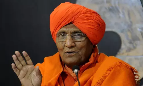 സർഫാസി പോലുള്ള കരിനിയമങ്ങൾ റദ്ദാക്കണം: സ്വാമി അഗ്നിവേശ് സർഫാസി പോലുള്ള കരിനിയമങ്ങൾ റദ്ദാക്കണം: സ്വാമി അഗ്നിവേശ്