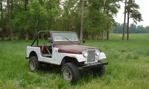 35 വര്‍ഷം മുമ്പ് കാണാതായ ജീപ്പ് ഒരു ദിവസം വീട്ടുപടിക്കല്‍; അമ്പരന്ന് വീട്ടുകാര്‍