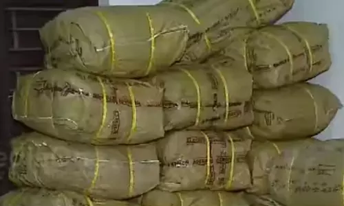 ദുരിതാശ്വാസ ക്യാമ്പുകളില് എന്തൊക്കെയാണ് അത്യാവശ്യം നല്കേണ്ടതെന്നറിയാം... ദുരിതാശ്വാസ ക്യാമ്പുകളില് എന്തൊക്കെയാണ് അത്യാവശ്യം നല്കേണ്ടതെന്നറിയാം...