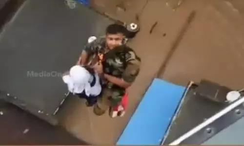 റാന്നിയില് കുടുങ്ങിയ എല്ലാവരെയും രക്ഷിച്ചെന്ന് ജില്ലാ കലക്ടര് റാന്നിയില് കുടുങ്ങിയ എല്ലാവരെയും രക്ഷിച്ചെന്ന് ജില്ലാ കലക്ടര്