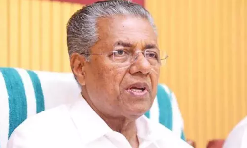 രക്ഷാപ്രവര്‍ത്തനം സൈന്യത്തെ ഏല്‍പ്പിക്കേണ്ട സാഹചര്യമില്ലെന്ന് മുഖ്യമന്ത്രി; സ്ഥിതി അതീവ ഗുരുതരമെന്ന് മന്ത്രിമാരും എംഎല്‍എമാരും