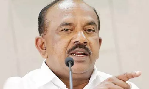 മന്ത്രി തിലോത്തമന്‍ ചെങ്ങന്നൂരില്‍ കുടുങ്ങി; രക്ഷാപ്രവര്‍ത്തനം അതീവ ദുഷ്കരമെന്ന് മന്ത്രി