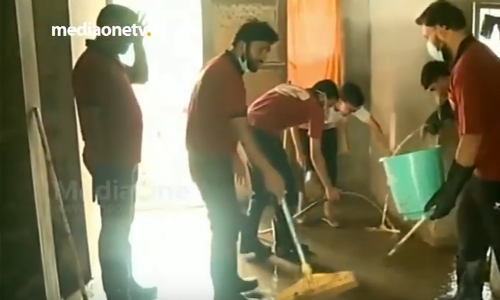 വൃത്തിക്ക് ഭാഷയില്ല; ഇവരുടെ സ്നേഹത്തിനും