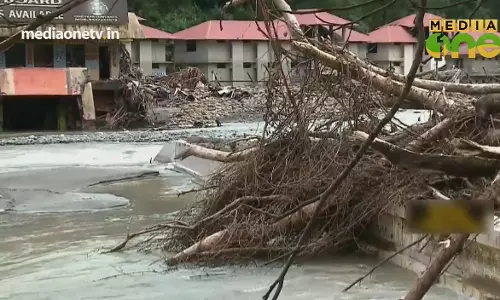 News Theatre| 22-08-18 | മഴക്കെടുതികൾ 4  