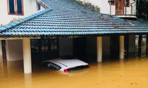 വെള്ളം ഇറങ്ങി വീട് വൃത്തിയാക്കുന്നവര്‍ക്ക് കെ.എസ്.ഇ.ബി മുന്നറിയിപ്പ് 