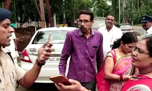 പിഴയോ? എനിക്കോ ? ഞാന്‍ മുഖ്യമന്ത്രിയുടെ അളിയനാണ്...