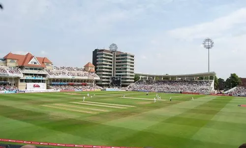 ഇന്ത്യ-ഇംഗ്ലണ്ട് മത്സരത്തിനിടെ കേരളത്തിന് സഹായമഭ്യര്ത്ഥിച്ച് സോണി സിക്സും ഇന്ത്യ-ഇംഗ്ലണ്ട് മത്സരത്തിനിടെ കേരളത്തിന് സഹായമഭ്യര്ത്ഥിച്ച് സോണി സിക്സും