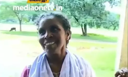 വീട്ടിലേക്ക് പോകാമെന്ന പ്രതീക്ഷയില് കൊച്ചിയിലെ ക്യാമ്പിലുള്ളവര് വീട്ടിലേക്ക് പോകാമെന്ന പ്രതീക്ഷയില് കൊച്ചിയിലെ ക്യാമ്പിലുള്ളവര്