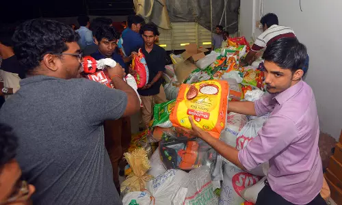 എറണാകുളത്തെ ക്യാമ്പുകളുടെ നിയന്ത്രണം ജില്ലാ ഭരണകൂടം ഏറ്റെടുത്തു
