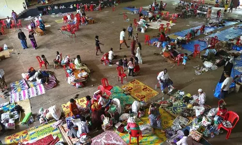 എറണാകുളം, പത്തനംതിട്ട ജില്ലകളില്‍ കൂടുതല്‍ പേര്‍ വീടുകളിലേക്ക്