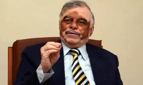 കേരളത്തിന് അധിക ധനസഹായം നല്‍കുമെന്ന് പ്രധാനമന്ത്രി ഉറപ്പുനല്‍കിയതായി ഗവര്‍ണര്‍