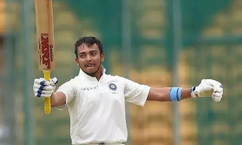 വിജയും കൂൽദീപും പുറത്ത്, പ്രത്വി ഷായും വിഹാരിയും ടീമിൽ