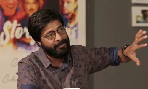 ഇതില് ലോക്കലുമുണ്ട്, ഇന്റര്നാഷണലുമുണ്ട്- ആദ്യ സിനിമാവിശേഷങ്ങളുമായി ‘സംവിധായകന്’ ഹരിശ്രീ അശോകന് ഇതില് ലോക്കലുമുണ്ട്, ഇന്റര്നാഷണലുമുണ്ട്- ആദ്യ സിനിമാവിശേഷങ്ങളുമായി ‘സംവിധായകന്’ ഹരിശ്രീ അശോകന്