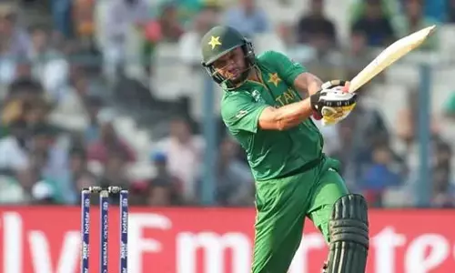 ബൂം ബൂം എന്ന് വിളിപ്പേര് അഫ്രീദിക്ക് നല്‍കിയ ഇന്ത്യന്‍ താരത്തെ അറിയുമോ? 