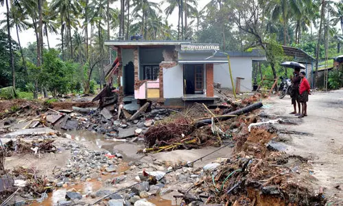 പ്രളയബാധിതരെ സഹായിക്കാൻ ബഹുമുഖ പദ്ധതികളുമായി കുവൈത്തിലെ മലയാളി സമൂഹം