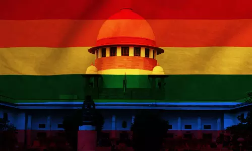 സ്വവർഗ ലൈംഗിക നിരോധന നിയമത്തെ ചോദ്യം ചെയ്ത അഞ്ച് പ്രമുഖർ  