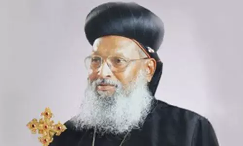 തോമസ് മാർ അത്തനാസിയോസ് മെത്രാപ്പൊലീത്ത ട്രെയിനില്‍ നിന്ന് വീണ് മരിച്ചു