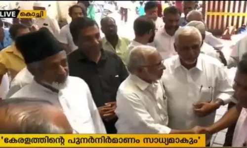 എറണാകുളത്തെ പ്രളയ ബാധിത പ്രദേശങ്ങള്‍ ജമാഅത്തെ ഇസ്‍ലാമി നേതാക്കൾ സന്ദർശിച്ചു