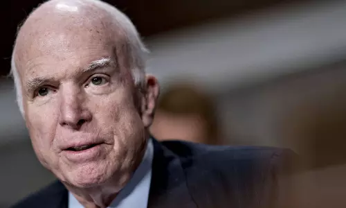 ജോണ്‍ മക്കൈന്‍, അമേരിക്കന്‍ രാഷ്ട്രീയത്തിലെ ഒറ്റയാന്‍