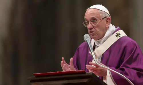 ലൈം​ഗിക അതിക്രമക്കേസിൽ ഉൾപ്പെട്ട വൈദികർക്കെതിരെ ആഞ്ഞടിച്ച് ഫ്രാന്‍സിസ് മാര്‍പാപ്പ