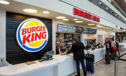 സർക്കാർ വിമാനത്താവളങ്ങളിൽ ഇനി ചായയും ലഘുഭക്ഷണവും പ്രത്യേക കൗണ്ടർ വഴി  കഴിക്കാം 