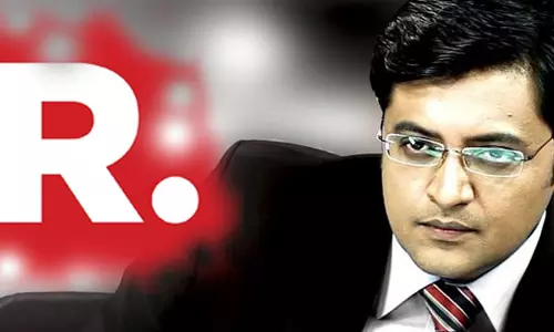 “ഗോസ്വാമിയല്ല കൗസ്വാമി, #OMKVArnab”; അര്‍ണബിനും റിപബ്ലിക് ടിവിക്കുമെതിരെ മലയാളികള്‍