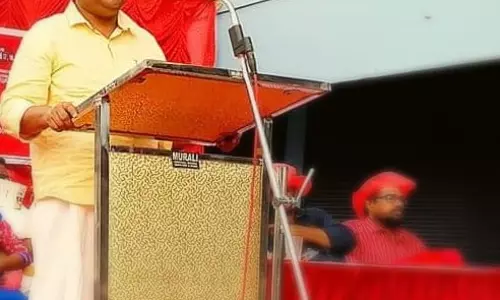 പാലക്കാട് സിപിഐ ജില്ലാ സെക്രട്ടറിക്കെതിരെ അഴിമതി ആരോപണം; പ്രതിഷേധിച്ച് ഒരുവിഭാഗം പാര്‍ട്ടി വിട്ടു