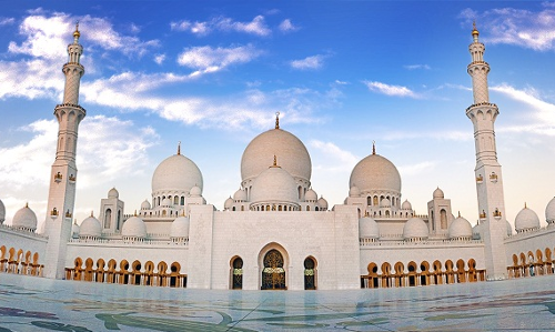 ലോകത്തെ ആകർഷണീയതയുള്ള  പള്ളിയായി അബൂദബിയിലെ ശൈഖ് സായിദ് ഗ്രാൻഡ് മോസ്കിനെ തെരഞ്ഞെടുത്തു