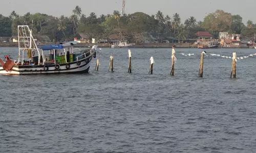 മുനമ്പത്ത് ബാഗുകൾ കണ്ടെത്തിയ സംഭവം; തെളിവ് ലഭിക്കാതെ അന്വേഷണസംഘം