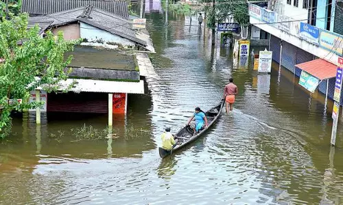 പകര്‍ച്ചവ്യാധി ഭീഷണിയില്‍ ആലപ്പുഴ,വയനാട് ജില്ലകള്‍