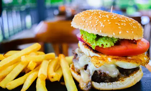 ഭക്ഷ്യവസ്തുക്കളുടെ ഗുണനിലവാരം; പരിശോധന കര്‍ശനമാക്കി കുവെെത്ത്