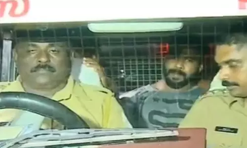 പീഡനക്കേസില്‍ നേവി ഉദ്യോഗസ്ഥന്‍ അറസ്റ്റില്‍ 