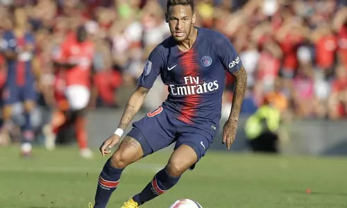 ‘ക്രൈ ബേബി’... കളിയാക്കിയ എതിര്‍ ടീം ആരാധകരെ കരയിപ്പിച്ച നെയ്മറിന്‍റെ ഗോളാഘോഷം