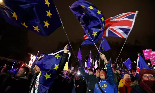 ബ്രെക്സിറ്റില്‍ ബ്രിട്ടന് പുനരാലോചനകള്‍ക്ക് സമയമുണ്ടെന്നറിയിച്ച് യൂറോപ്യന്‍ യൂണിയന്‍