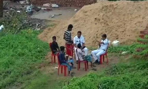 കൊൽക്കത്തയിൽ ആളൊഴിഞ്ഞ പ്രദേശത്ത് 14 നവജാത ശിശുക്കളുടെ മൃതദേഹങ്ങള്; അന്വേഷണം തുടങ്ങി കൊൽക്കത്തയിൽ ആളൊഴിഞ്ഞ പ്രദേശത്ത് 14 നവജാത ശിശുക്കളുടെ മൃതദേഹങ്ങള്; അന്വേഷണം തുടങ്ങി