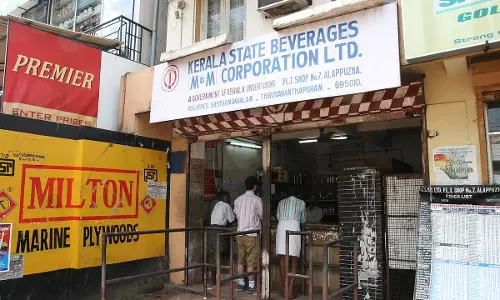 ബീവറേജസ് ഔട്ട്‌ലെറ്റ് നിയമനത്തിന് സുപ്രീംകോടതി സ്‌റ്റേ