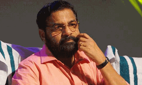 ആഘോഷങ്ങള്‍ ഒഴിവാക്കിയതിനെചൊല്ലി മന്ത്രിമാര്‍ തമ്മില്‍‍ തര്‍ക്കം