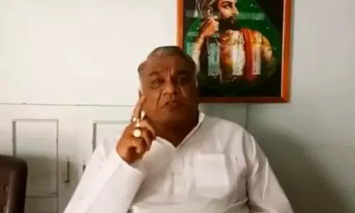 ബിജെപി എം.എല്.എയുടെ നാക്ക് അരിയുന്നവര്ക്ക് 5 ലക്ഷം രൂപ സമ്മാനം നല്കുമെന്ന് കോണ്ഗ്രസ് നേതാവ് ബിജെപി എം.എല്.എയുടെ നാക്ക് അരിയുന്നവര്ക്ക് 5 ലക്ഷം രൂപ സമ്മാനം നല്കുമെന്ന് കോണ്ഗ്രസ് നേതാവ്