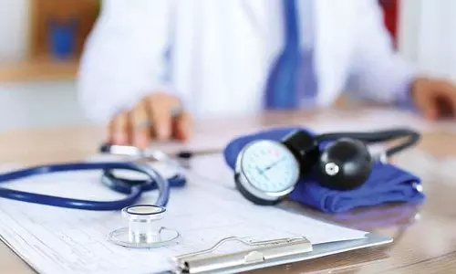 നാല് മെഡിക്കല്‍ കോളജുകളിലെ പ്രവേശനത്തിനുള്ള സ്റ്റേ ബുധനാഴ്ച വരെ തുടരും