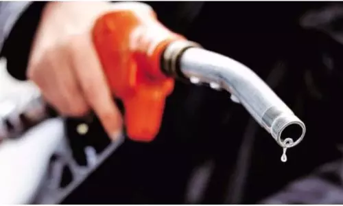 ഇന്ധനവില ഇനിയും കുത്തനെ ഉയരും; ഇന്ന് പെട്രോള്‍ വില 83.88 രൂപ