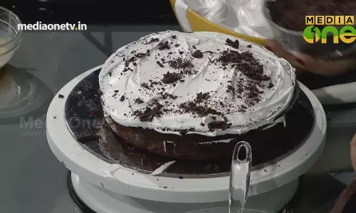 How to make black forest cake | ബ്ലാക്ക് ഫോറസ്റ്റ്‌ കേക്ക് | Pachamulaku (Episode 248)