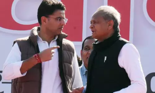 കേസില്‍ കേന്ദ്രസര്‍ക്കാരിനെ കക്ഷി ചേര്‍ത്തു; രാജസ്ഥാനിലെ രാഷ്ട്രീയ പ്രതിസന്ധിയില്‍ അസാധാരണ നടപടിയുമായി ഹൈക്കോടതി