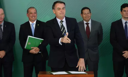 ബ്രസീലില്‍ ഇനി തോക്ക് കൈവശം വെക്കാം 