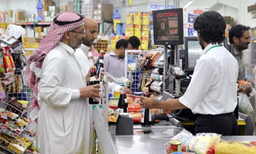 12 തൊഴില്‍ മേഖലകളിലെ സ്വദേശിവത്കരണത്തിന് സൌദിയില്‍ തുടക്കമായി 