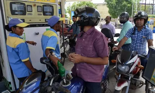 ആരും പേടിക്കേണ്ട... പെട്രോള്‍ വില 100 രൂപ കടക്കില്ല !... കാരണമിതാണ്...