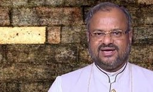 ജലന്ധര് ബിഷപ്പിനെതിരായ പീഡനപരാതി: ഇരയായ കന്യാസ്ത്രീയുടെ ചിത്രം പ്രചരിപ്പിച്ച മിഷണറീസ് ഓഫ് ജീസസിനെതിരെ കേസ് ജലന്ധര് ബിഷപ്പിനെതിരായ പീഡനപരാതി: ഇരയായ കന്യാസ്ത്രീയുടെ ചിത്രം പ്രചരിപ്പിച്ച മിഷണറീസ് ഓഫ് ജീസസിനെതിരെ കേസ്