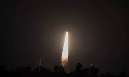 ബ്രിട്ടന്റെ രണ്ട് ഉപഗ്രഹങ്ങൾ ഐ.എസ്.ആര്‍.ഒ ബഹിരാകാശത്തെത്തിച്ചു