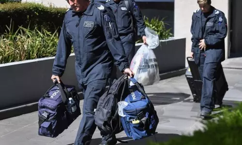 ആസ്ട്രേലിയയെ ഭീതിയിലാഴ്ത്തി 38 അജ്ഞാത പാര്സലുകള് ആസ്ട്രേലിയയെ ഭീതിയിലാഴ്ത്തി 38 അജ്ഞാത പാര്സലുകള്