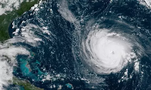 ഫ്ലോറന്‍സ് ചുഴലിക്കാറ്റ്; കനത്ത ഭീതിയില്‍ അമേരിക്കന്‍ തീരങ്ങള്‍