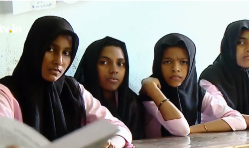 ഈ കുട്ടികള്‍ മറ്റുള്ളവരെക്കാള്‍ സമ്പന്നരാണ്; സ്കൂളിലെ എല്ലാ വിദ്യാര്‍ഥികളുടെയും വീട്ടില്‍ ലൈബ്രറി ഒരുക്കി ജി.എം.യു.പി.എസ്